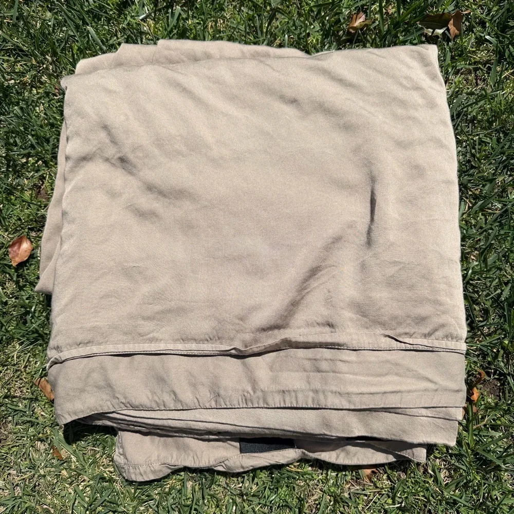 Luxome Cooling Viscose Bamboo 2-Piece Sheet Set Truffle Brown Cal King GUC READ